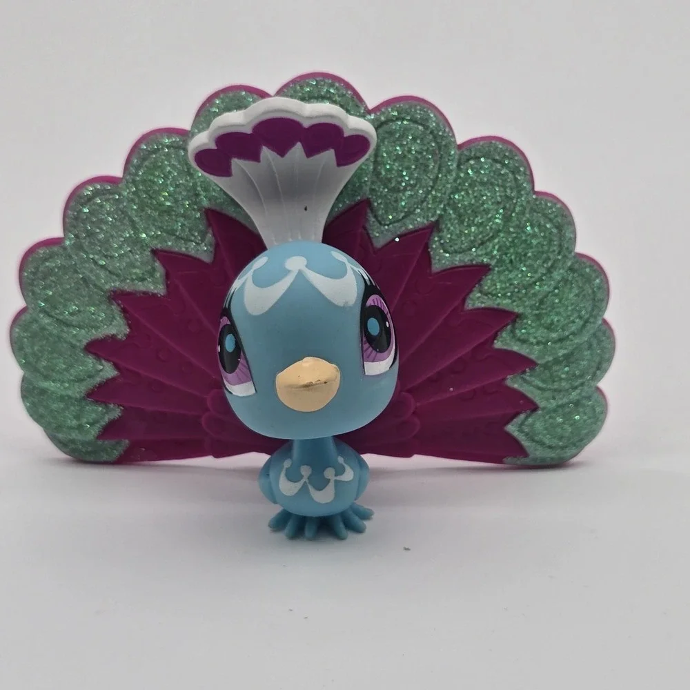 Lot of 4 Hasbro Littlest Pet Shop McDonalds Toys and 1‎ LPS Peacock Bird